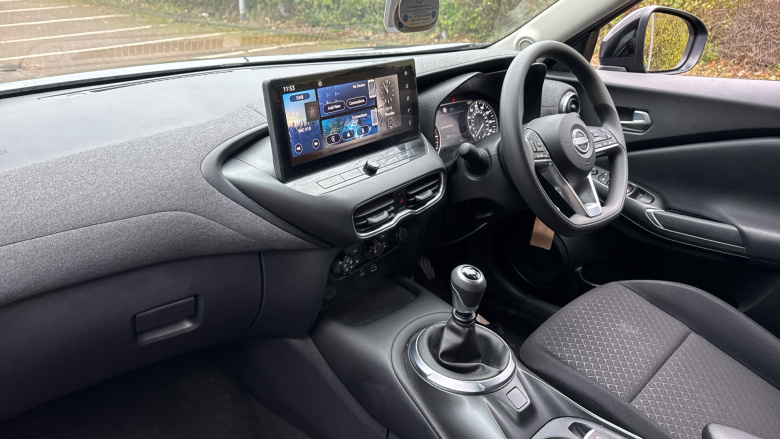 Nissan Juke 1.0 DiG-T Acenta Premium 5dr Petrol Hatchback